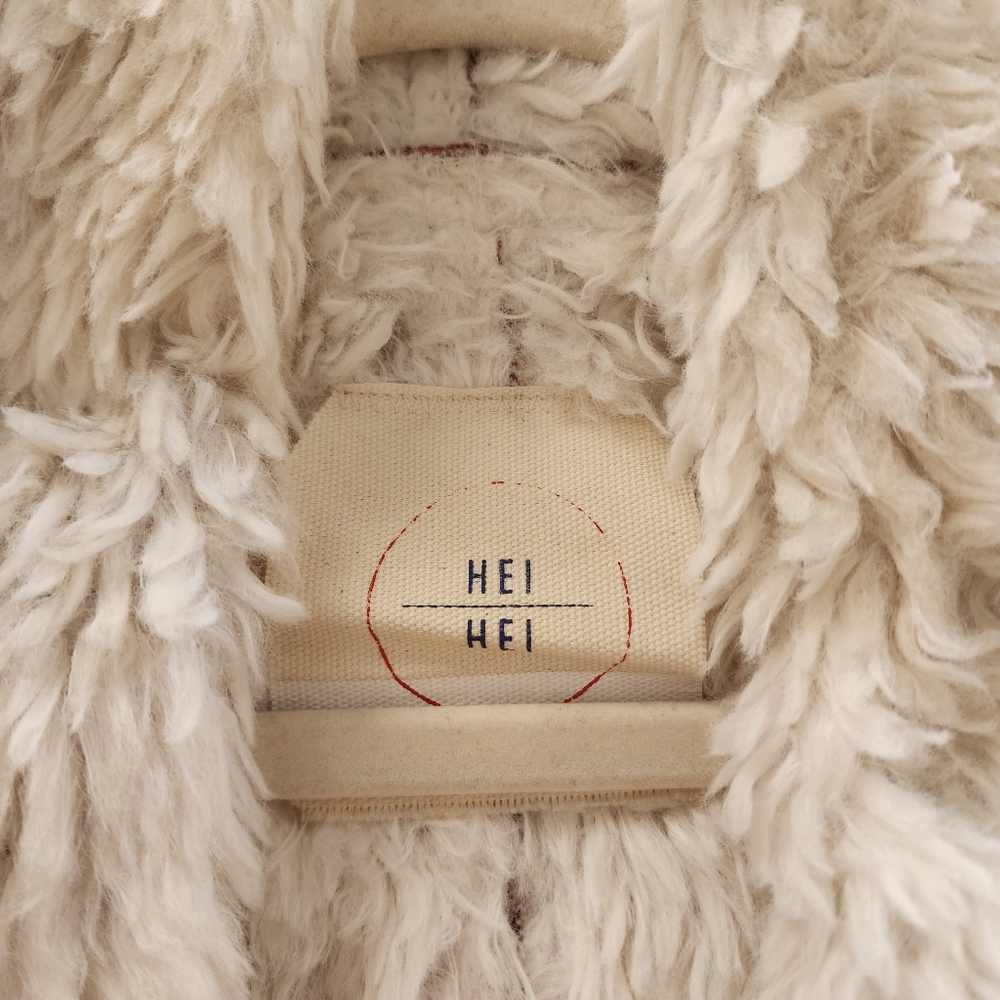 Anthropologie Hei Hei Jacquard Aztec Print Faux Fur Vest Size Large - Picture 10 of 11